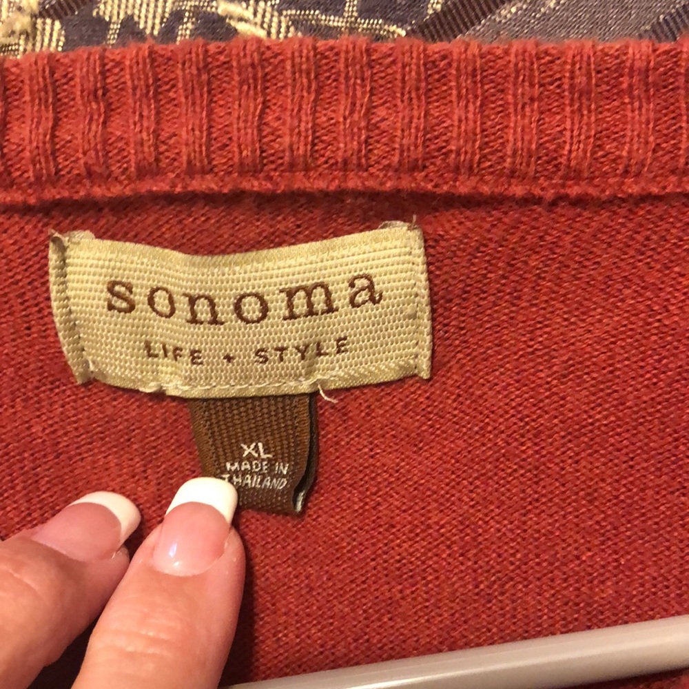 Sweater - Picture 3 of 3